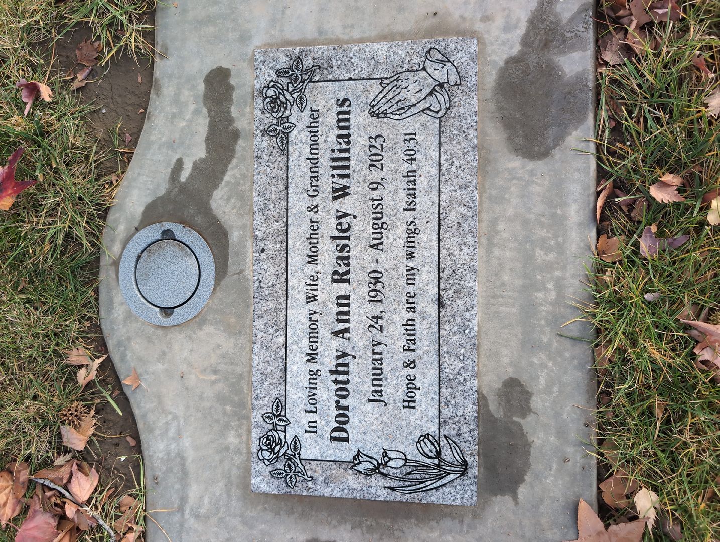 Dorothy Ann Rasley Williams's grave. Photo 1