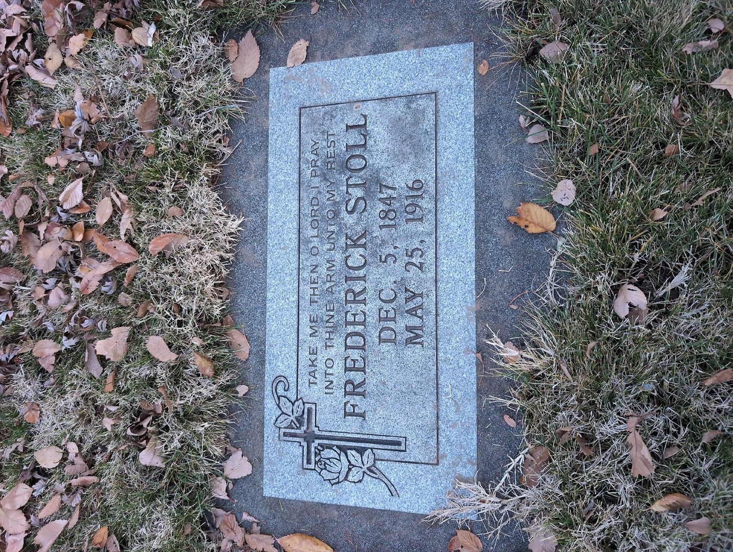 Della Bacheldor's grave