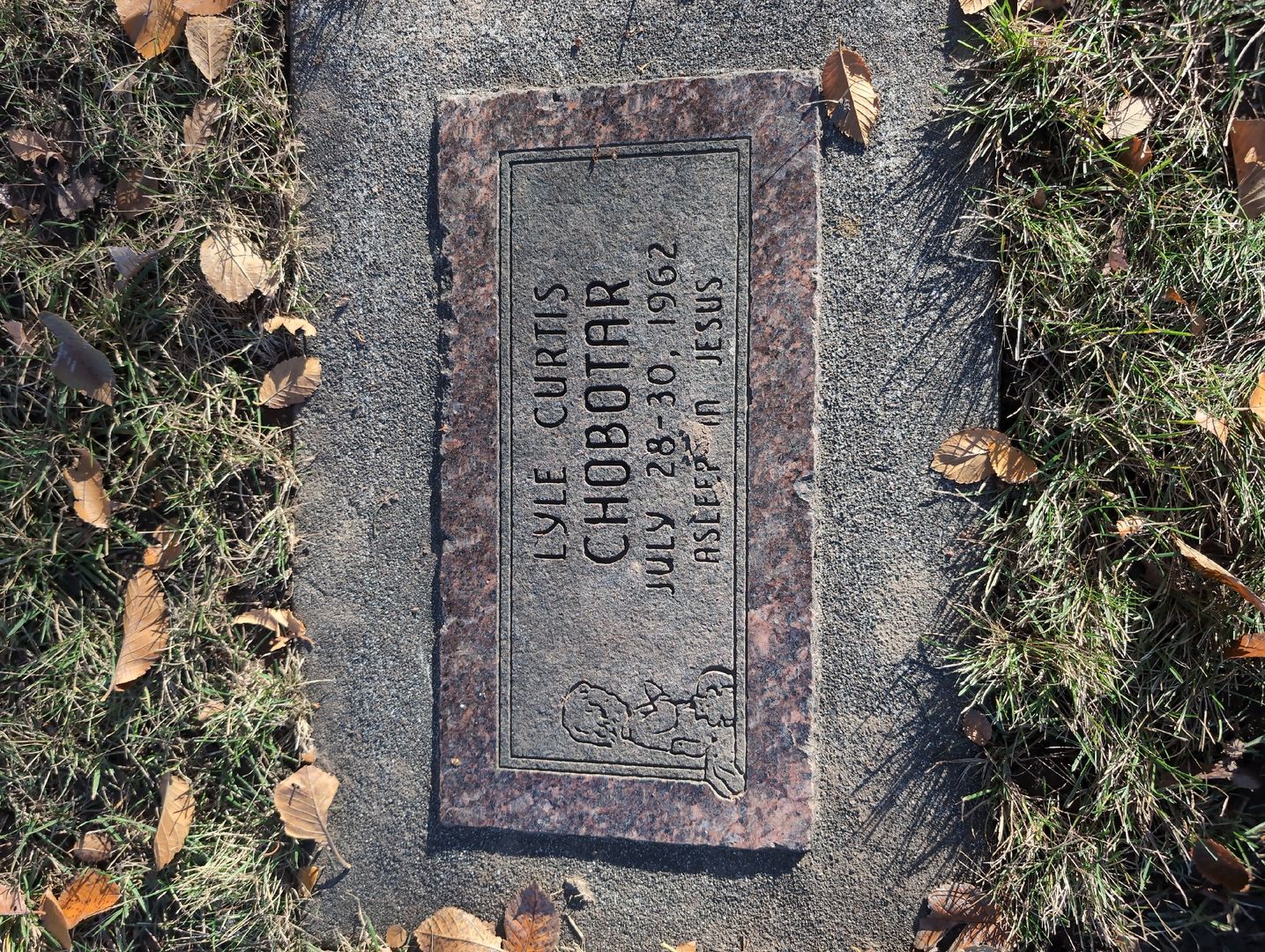 Baby Sandy's grave
