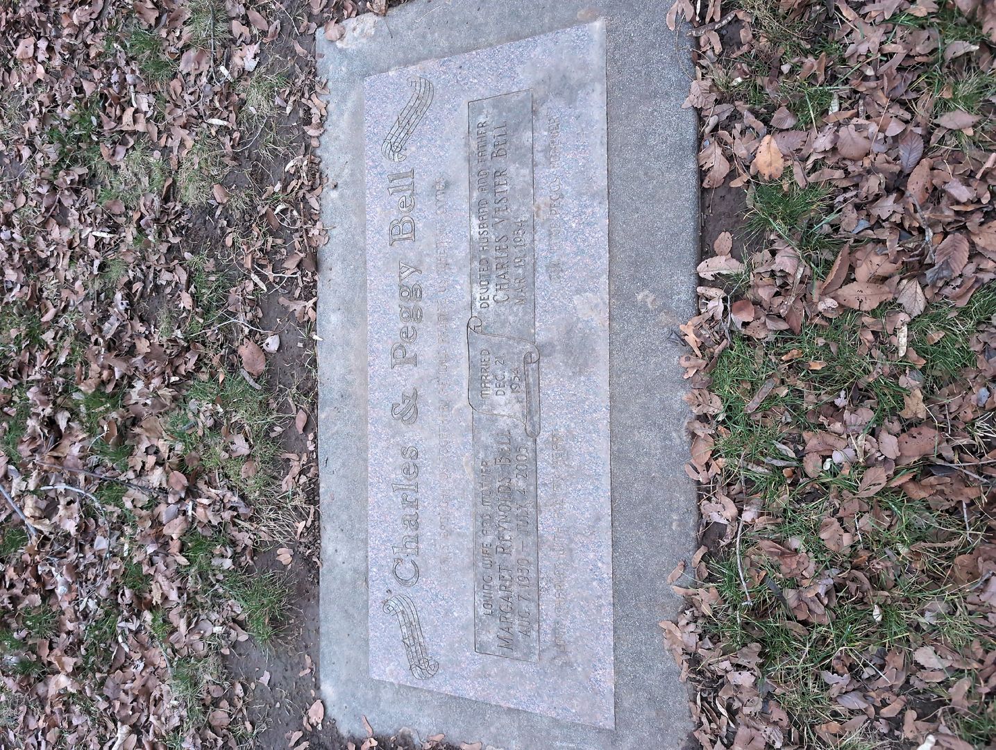 Lela Ruth Sanborn's grave. Photo 1