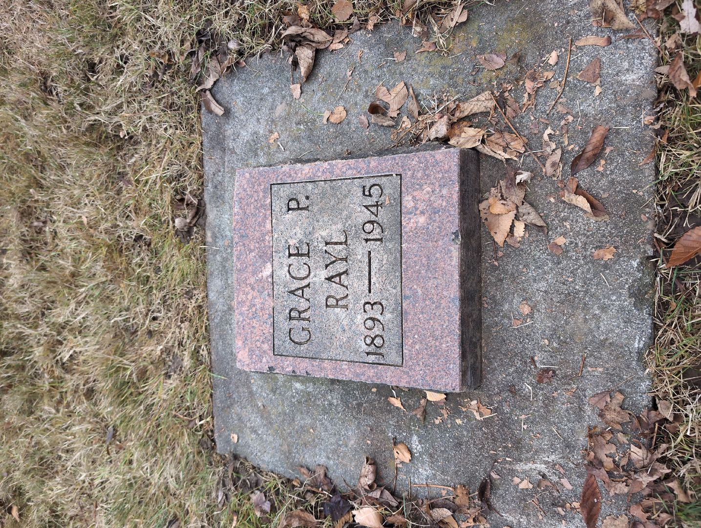 Margaret A. Vantress Alderson's grave. Photo 1