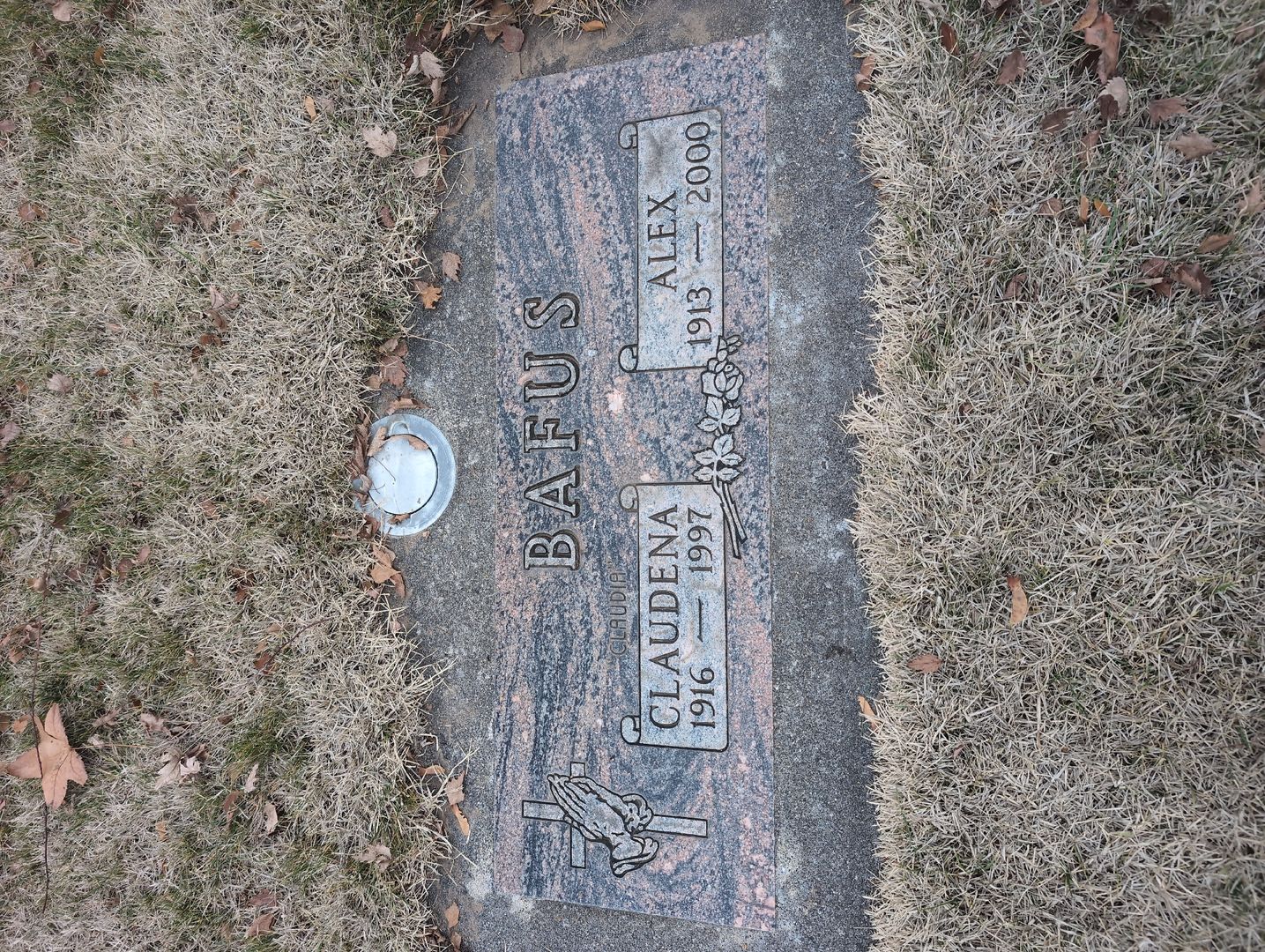 Ruth Rose Adams's grave. Photo 1