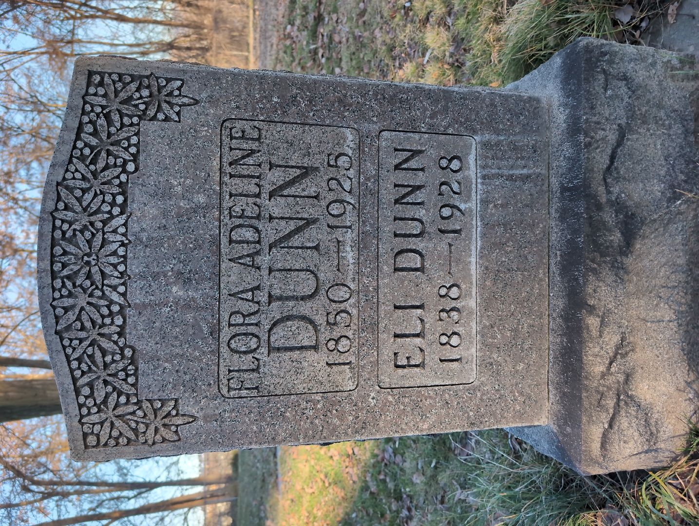 Adeline Macklin's grave. Photo 1