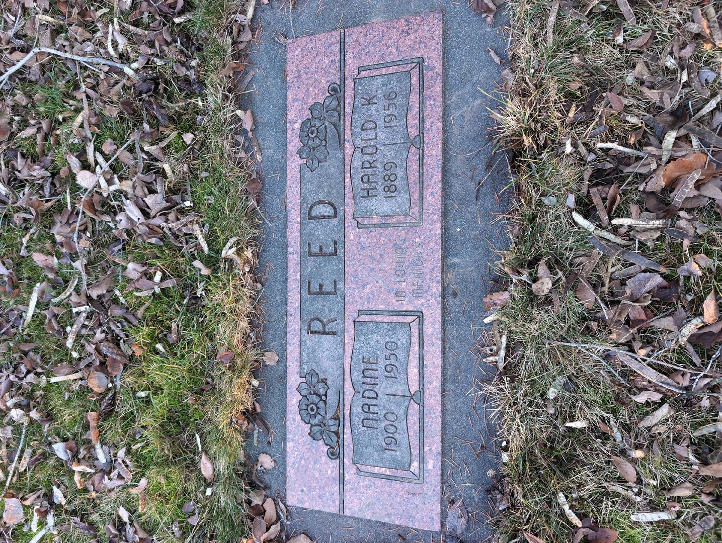 Irene Elizabeth Eadus Baumgartner's grave. Photo 1