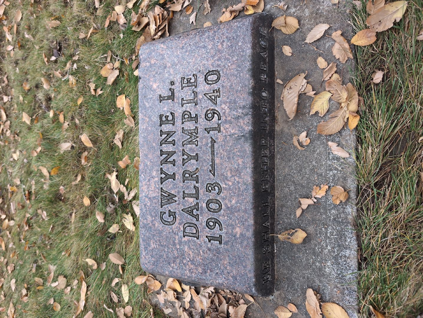 Madeleine Eloise Dalrymple's grave. Photo 1