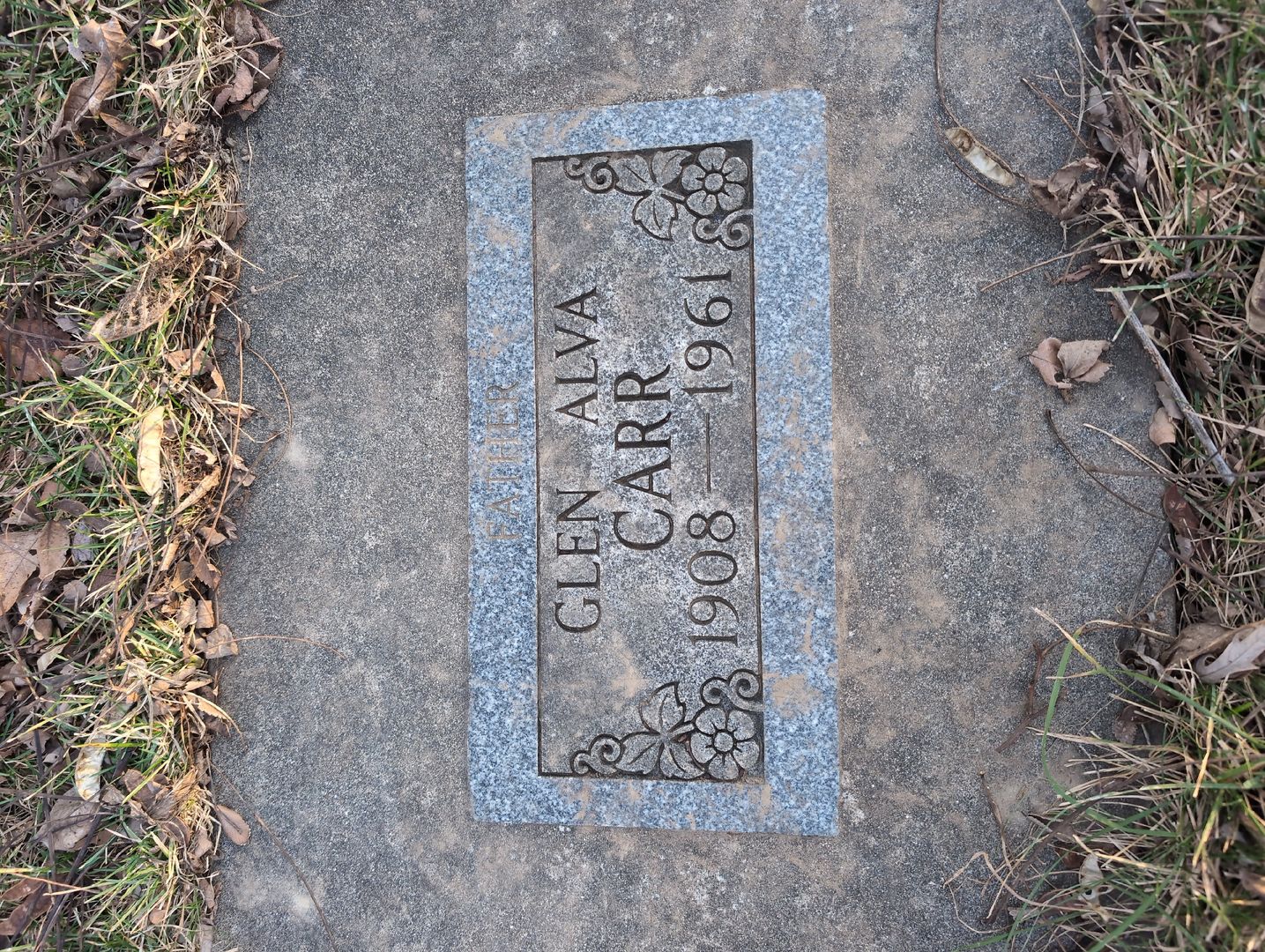 Emily Rauch's grave. Photo 1