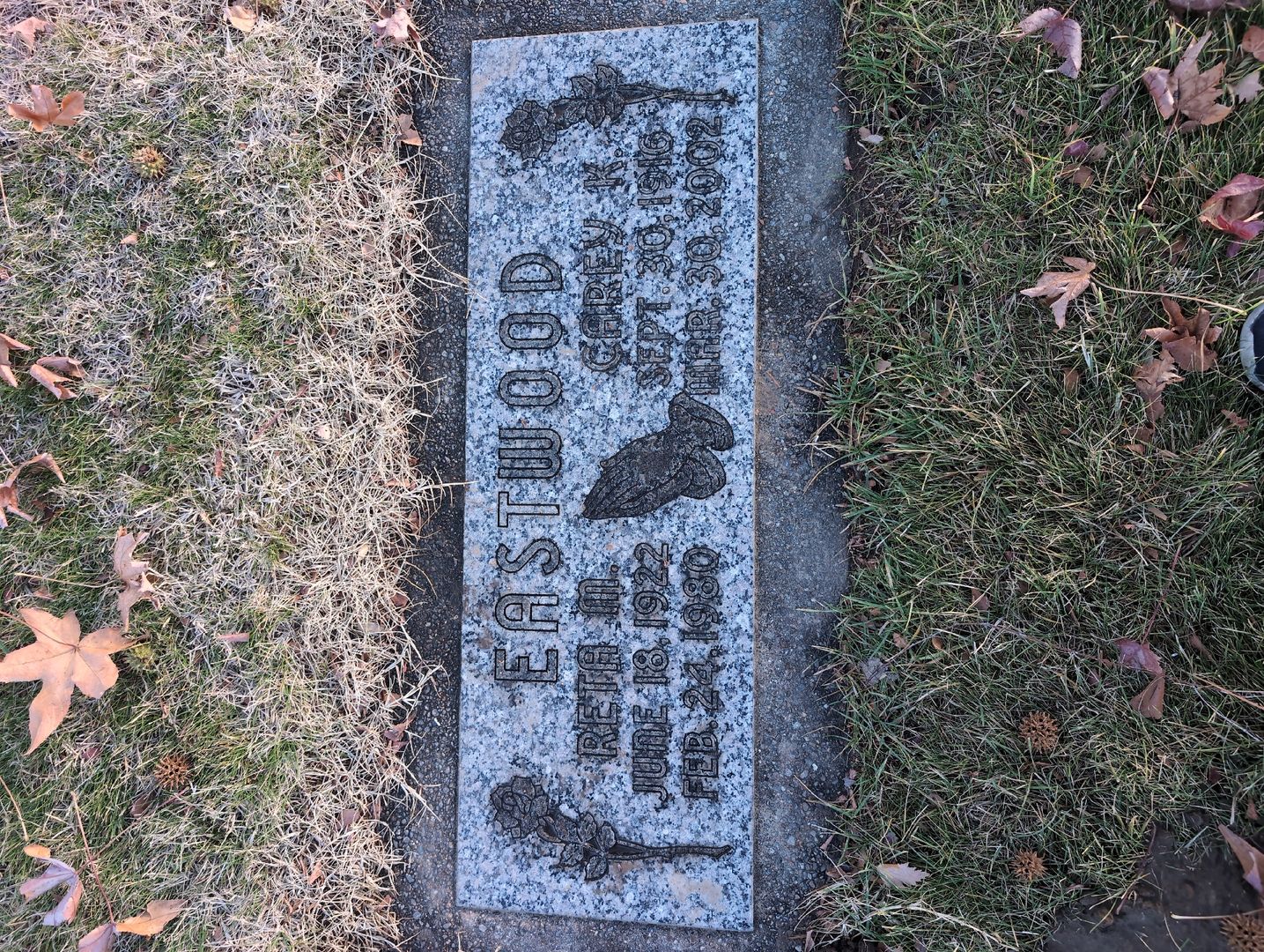 Carey K. Eastwood's grave. Photo 1