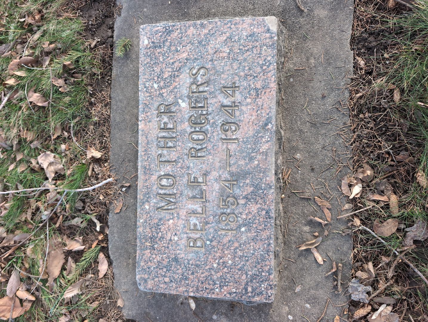 Darin Ogden's grave