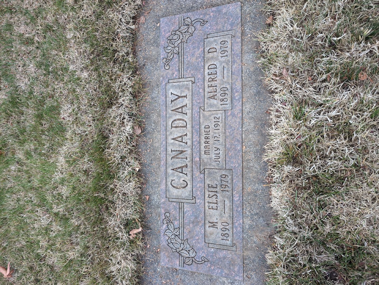 Marian Elsie Canaday's grave. Photo 1