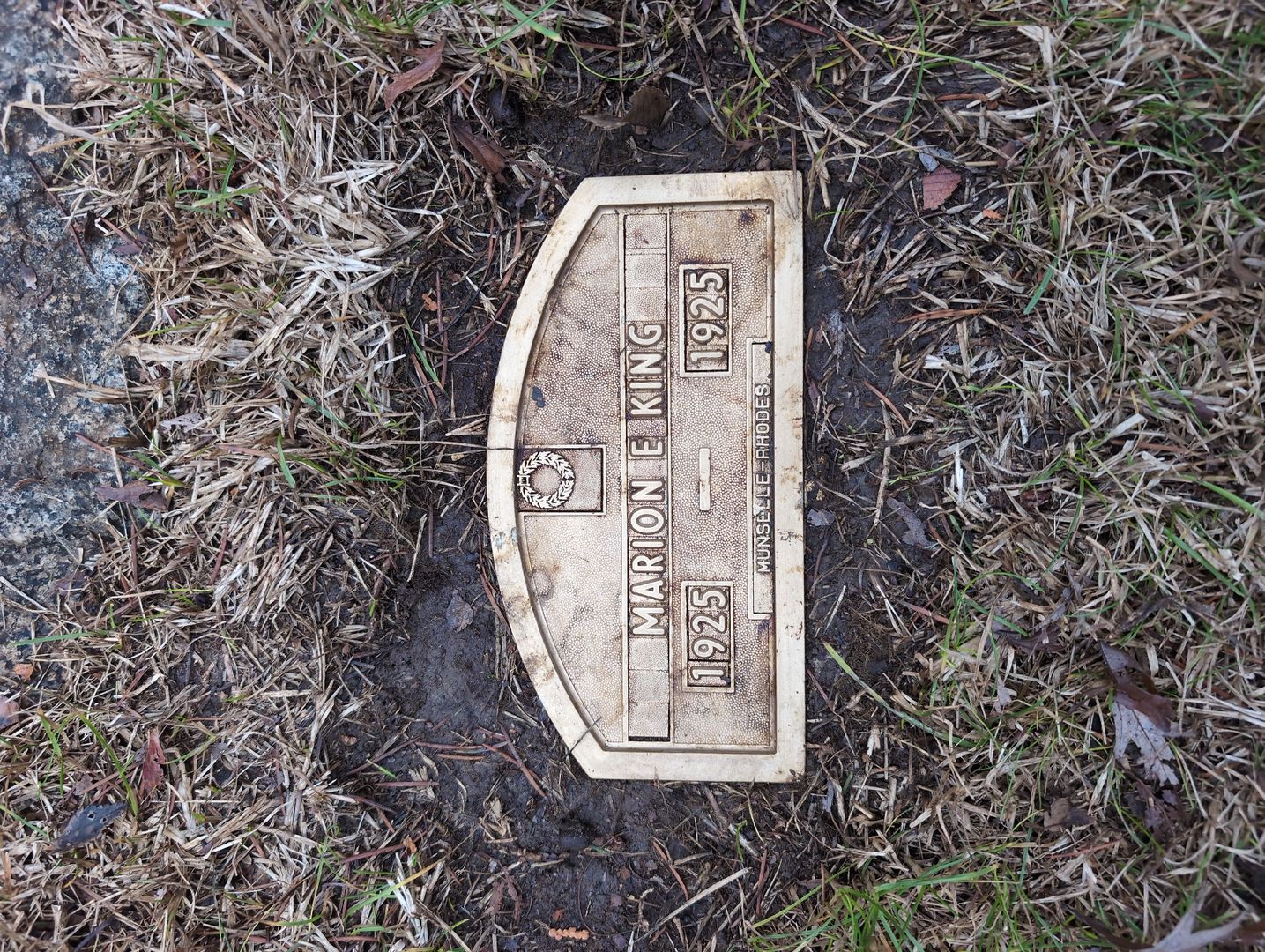 Arthur "Art" Tavasci's grave. Photo 1