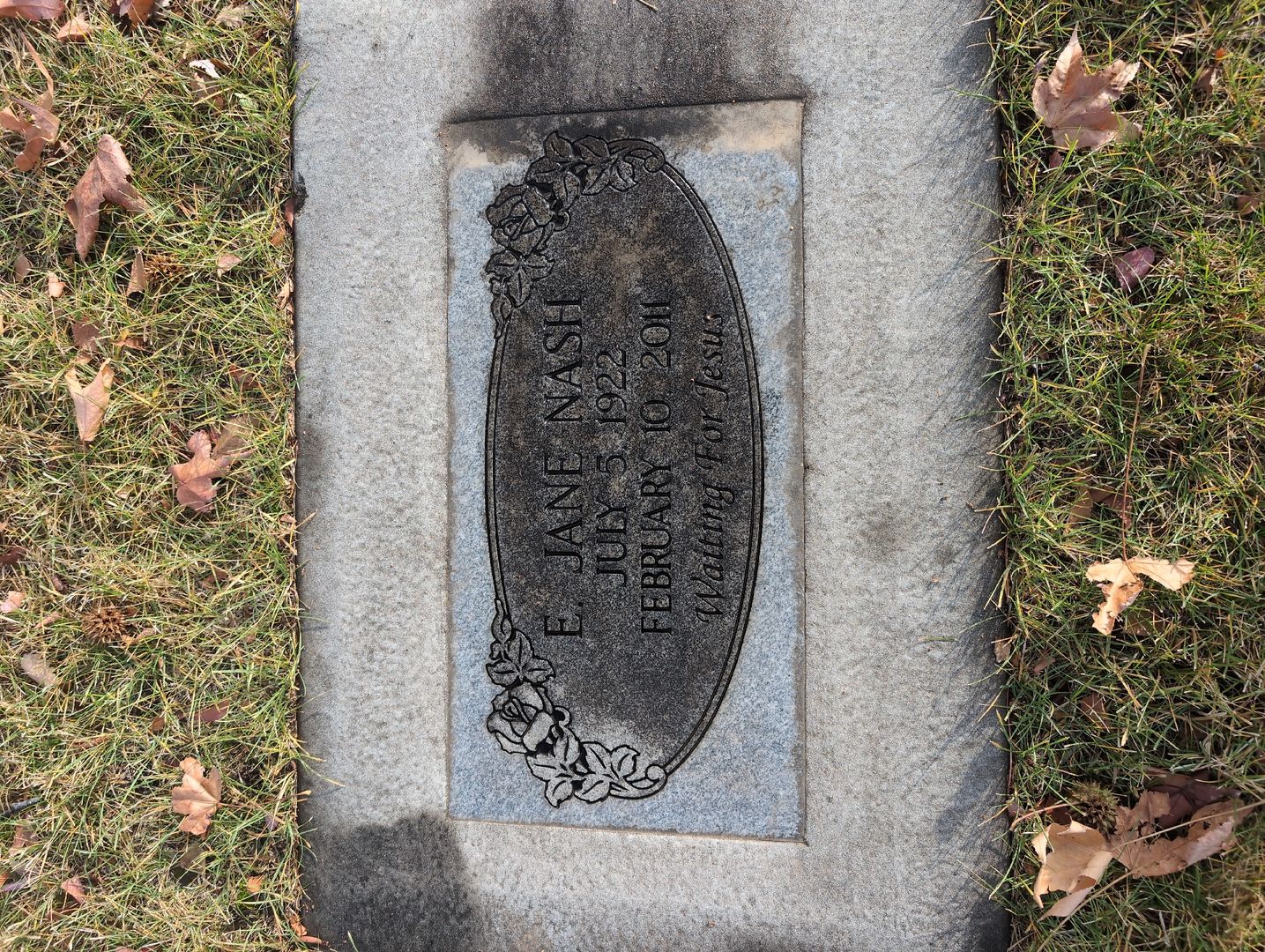 E. Jane Nash's grave. Photo 1