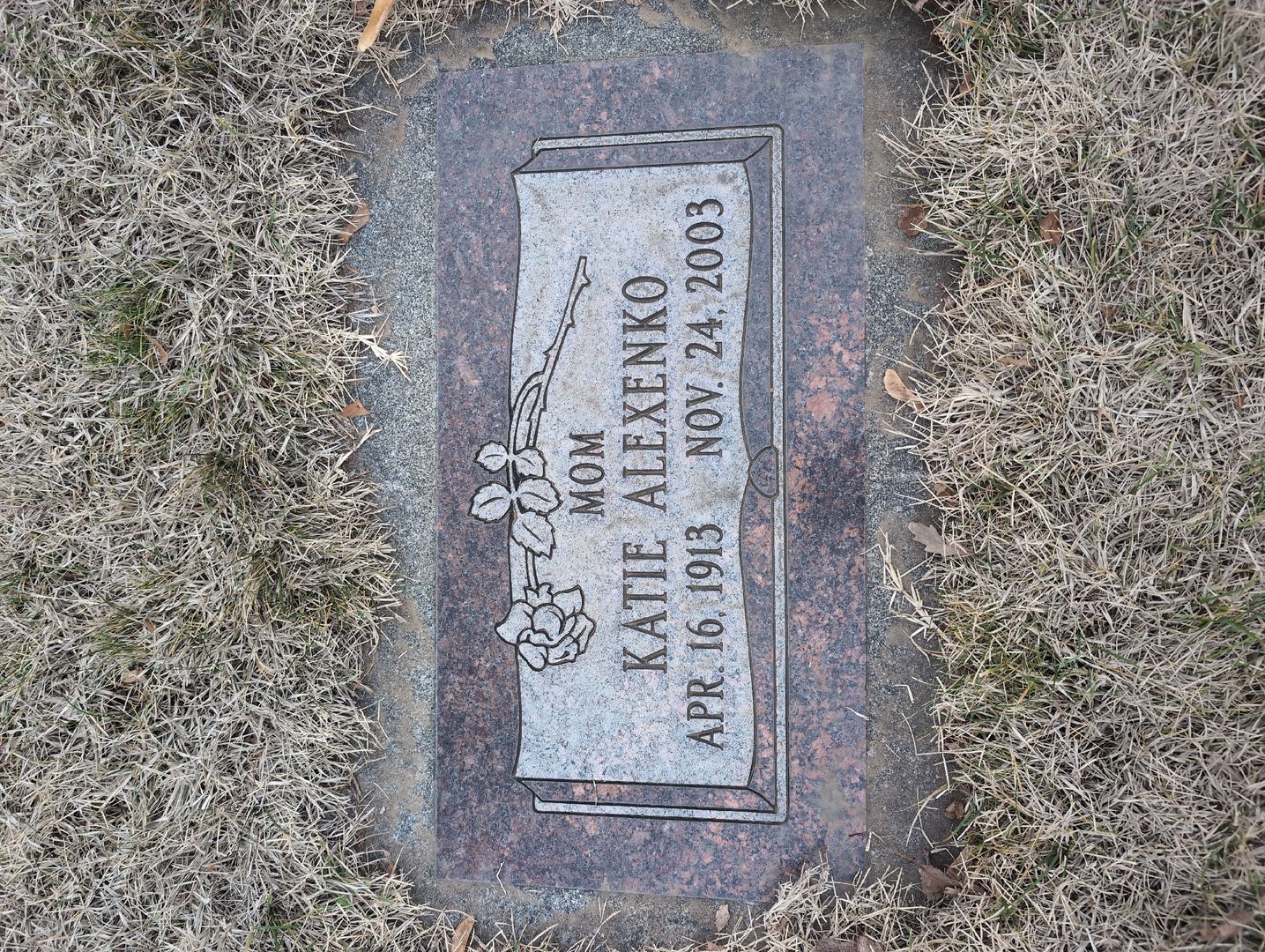 Roger Paddock's grave. Photo 1